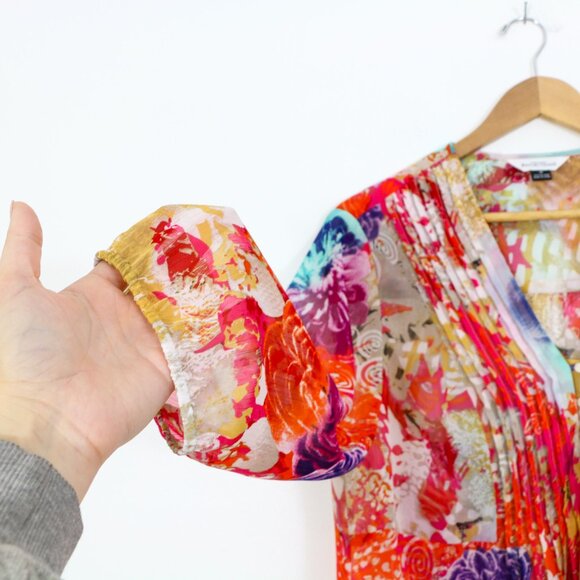 *Northern Reflections Light Floral Print Blouse - Picture 5 of 8